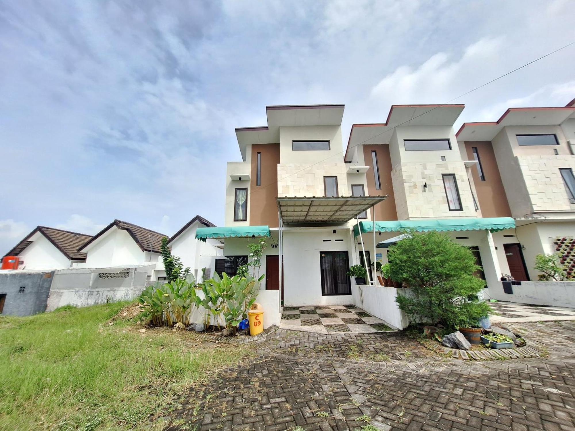 Villa Estetik Di Malang Ngoại thất bức ảnh