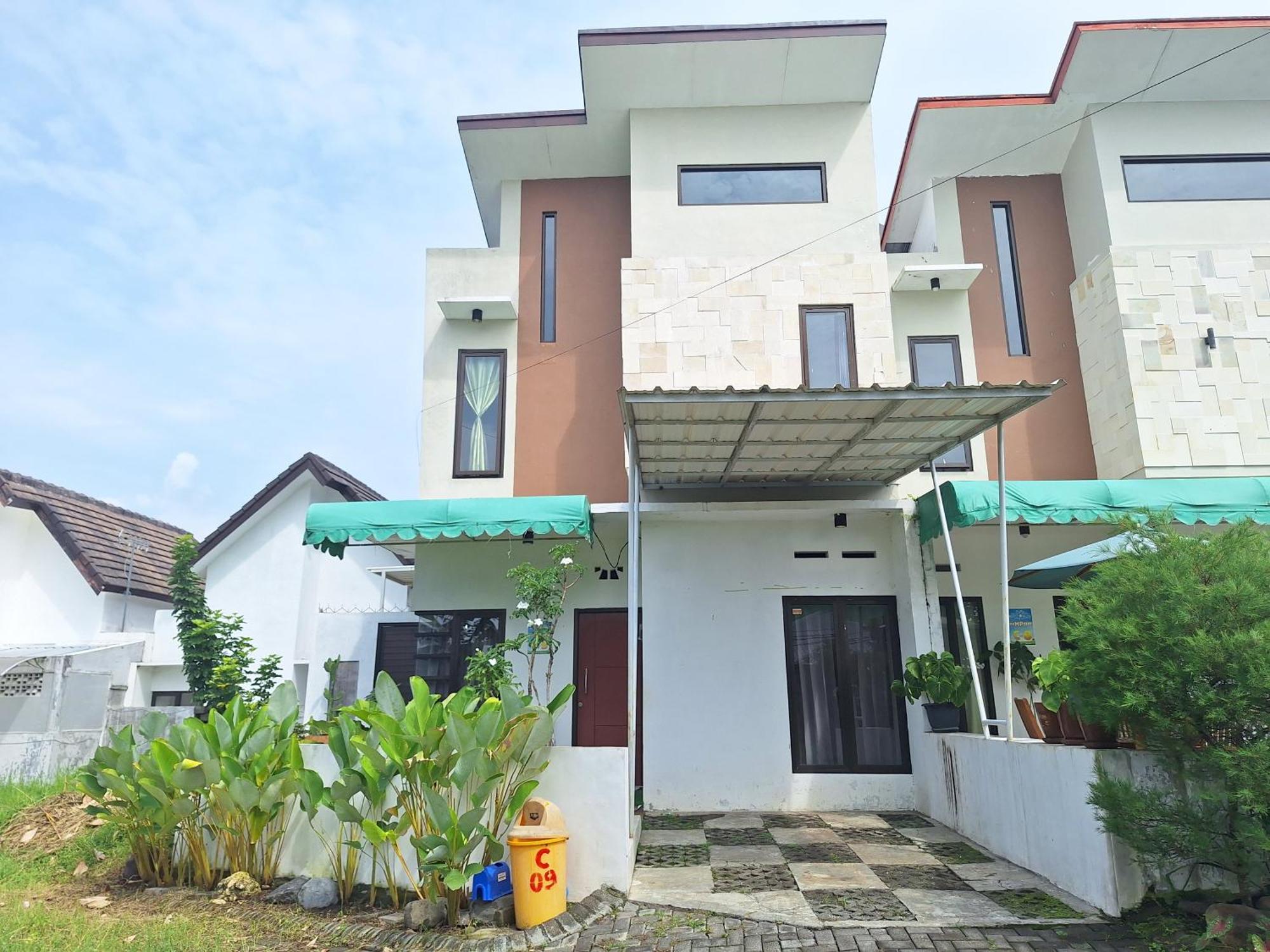 Villa Estetik Di Malang Ngoại thất bức ảnh